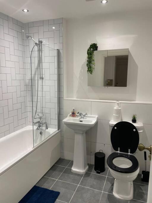 Spacious Flat For 6 City Center Gs305 Sheffield Exterior photo