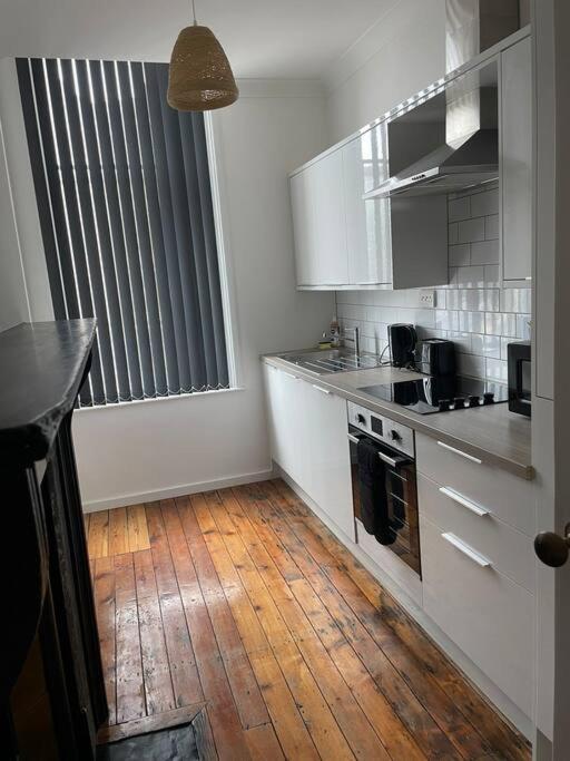 Spacious Flat For 6 City Center Gs305 Sheffield Exterior photo